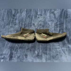 New! Mares Equator 2mm Dive Boots in Black size 6. Water Shoes Diving Snorkeling